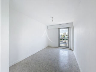  Appartement  vendre 4 pices 80 m