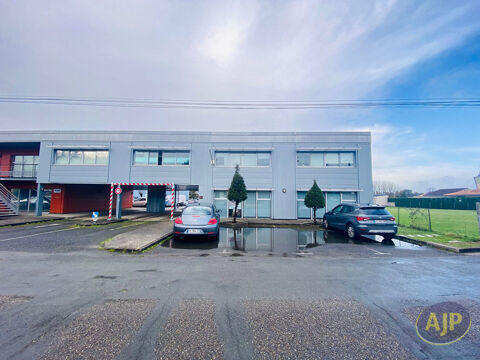 Local d'activit&eacute; Lesparre Medoc 228 m2 230000 33340 Lesparre medoc