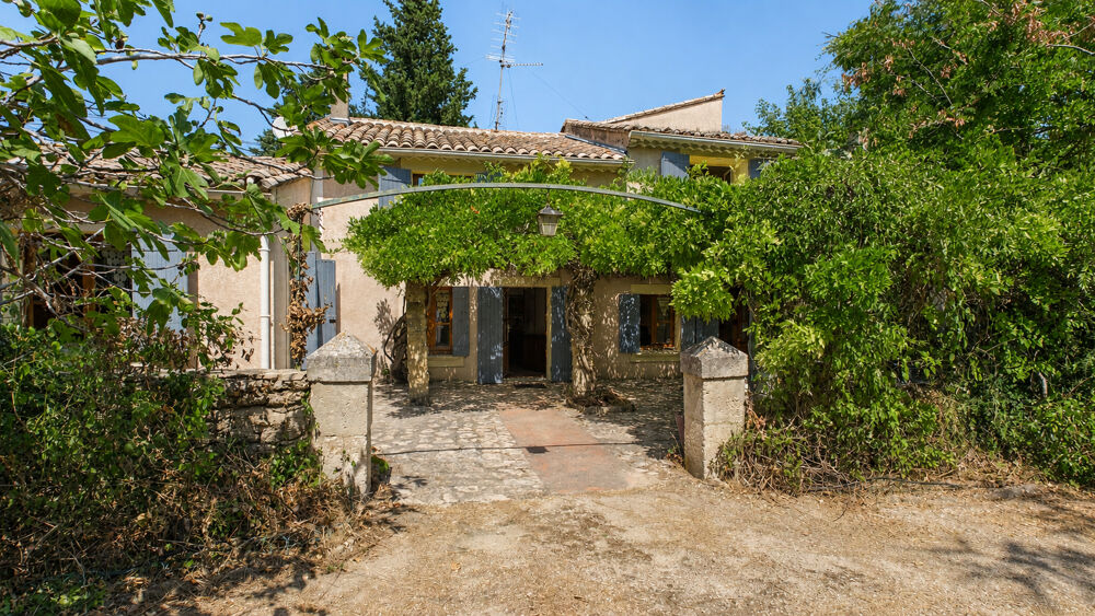 Vente Maison Sauveterre - Maison familiale de caractère, 4 chambres et terrain arboré de 2 600 m² Sauveterre