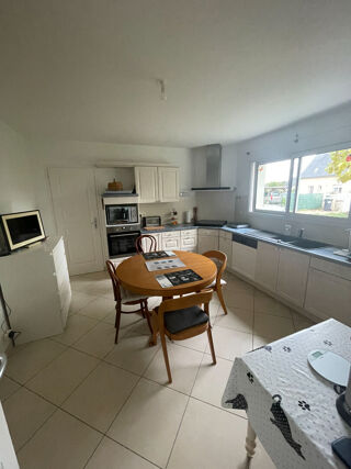  Maison à louer 7 pièces 147 m²