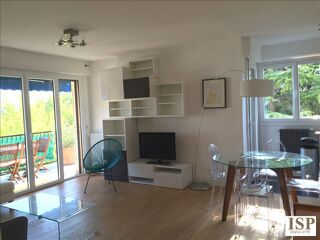  Appartement à louer 3 pièces 66 m²