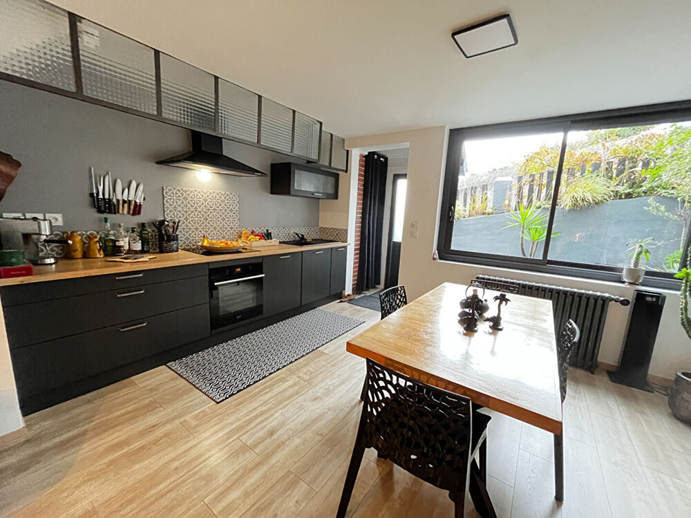 Vente Maison Le Havre - Saint Vincent  - Maison  de 97 m2, 2 chambres et 1 bureau, cour Le havre