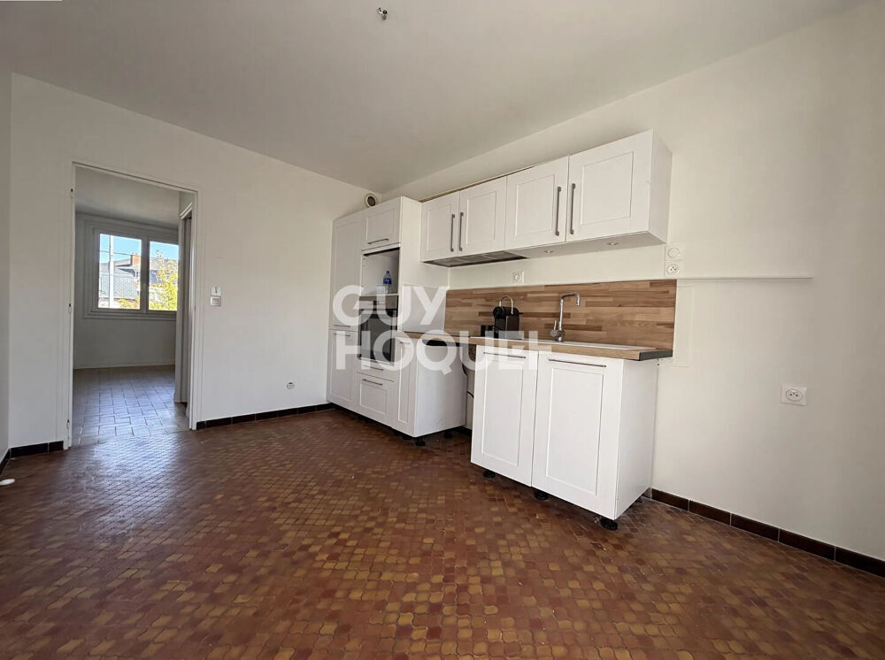 Location Maison Maison Chartres 5 pièce(s) 113 m2 Chartres