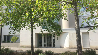  Parking / Garage � louer 