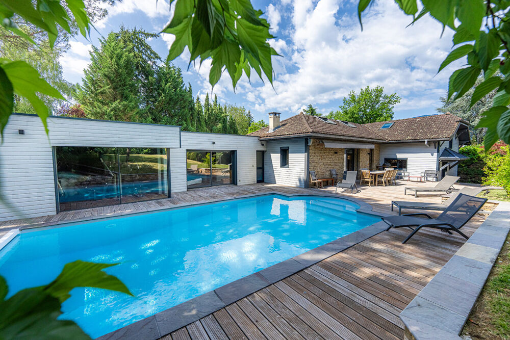 Propriété d'exception aux portes d'Aix-les-Bains - calme - piscine