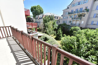  Appartement à louer 4 pièces 84 m² Le plessis robinson