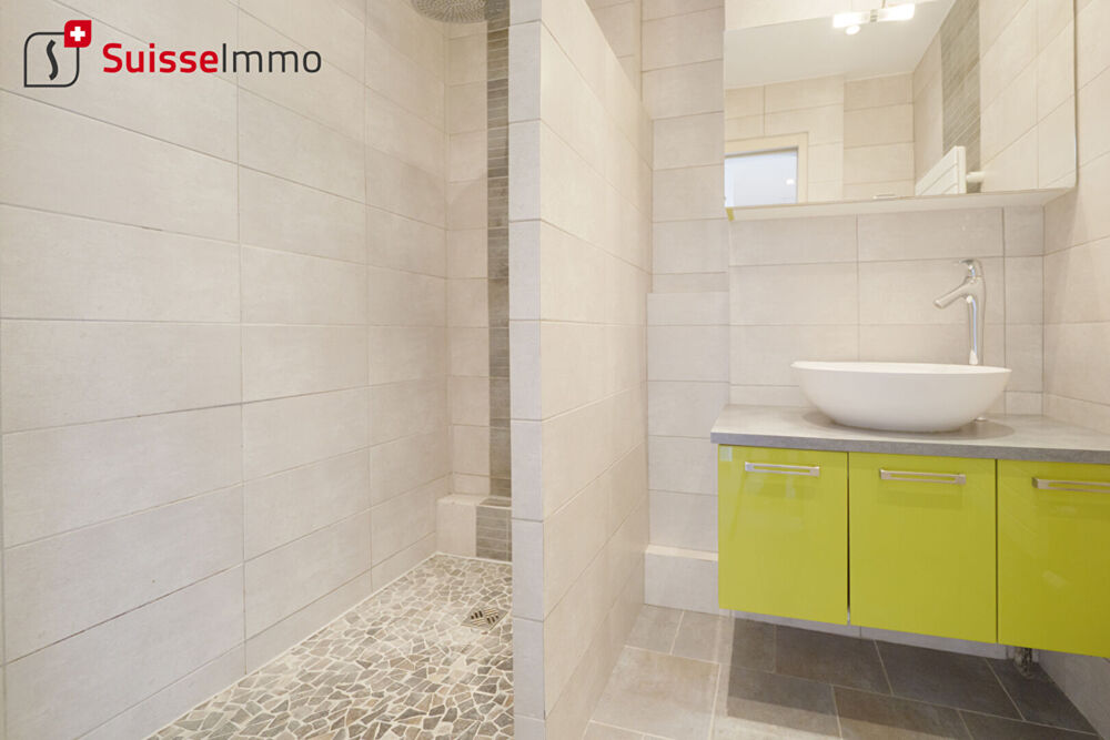 Appartement 4 pièces 70.4 m2 - 2 balcons - Vue Château et pré-la-Rose