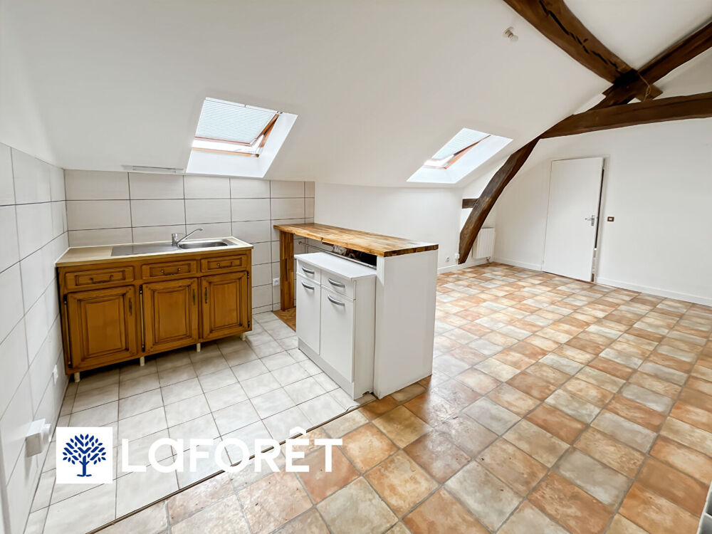 Charmant appartement 3 pièces à vendre à Viry-Châtillon, dernier étage, vue Quai de Seine