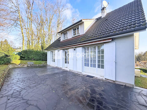   Maison Barjouville 6 pi�ces 116 m2 - Sous sol total Maison - 6 pi�ce(s) - 116 m�