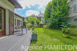  Maison à vendre 9 pièces 225 m²