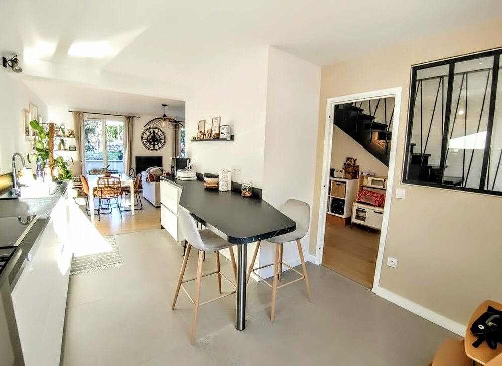 Maison de lotissement - grand garage - agglo Rodez