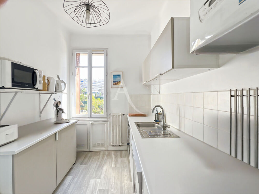 LE CANNET Maison indépendante de caractère avec 2 appartements et jardin