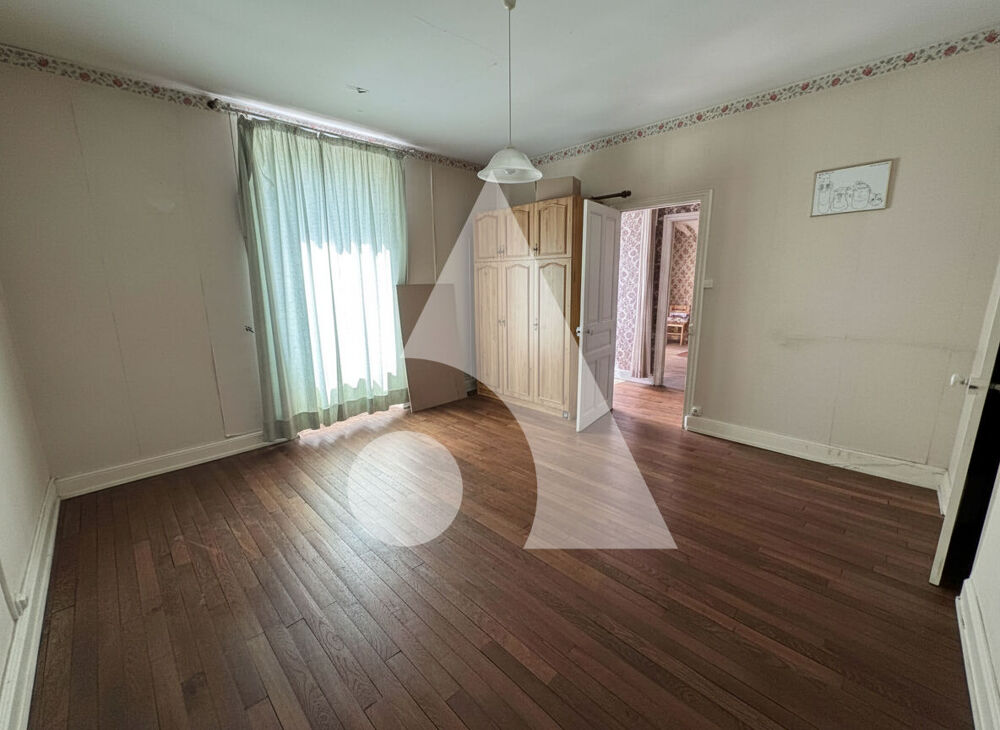 Maison & Murs commerciaux - LIFFOL-LE-GRAND
