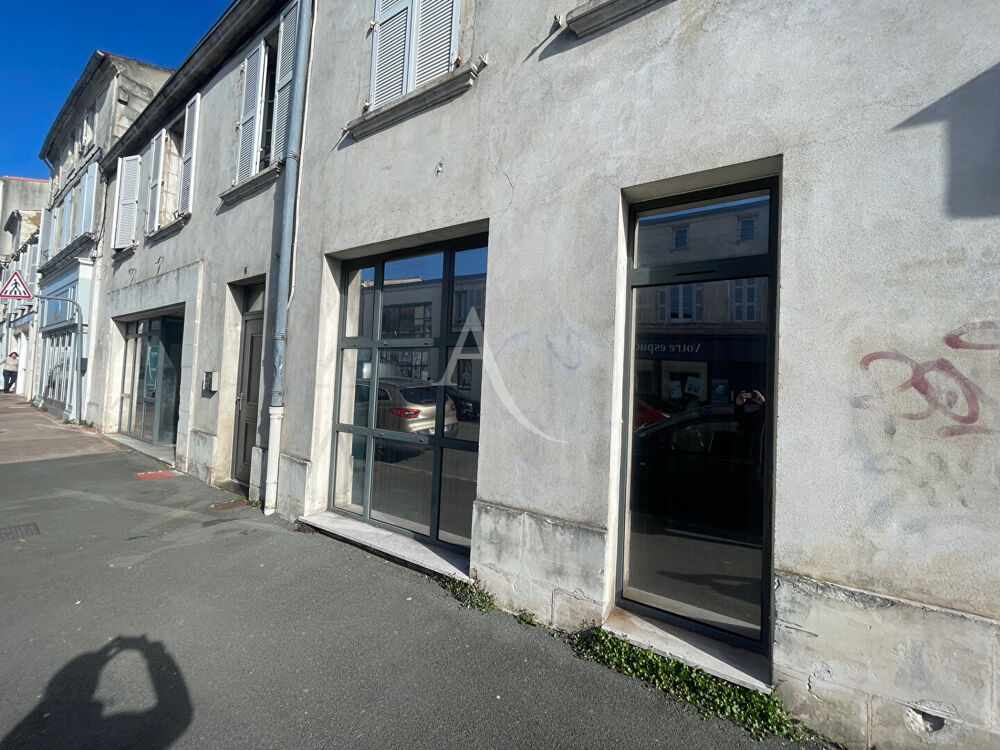   Local commercial environ 66 m� 