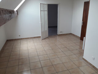  Appartement à louer 2 pièces 31 m²