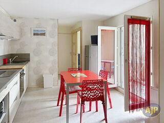  Appartement à louer 3 pièces 32 m²