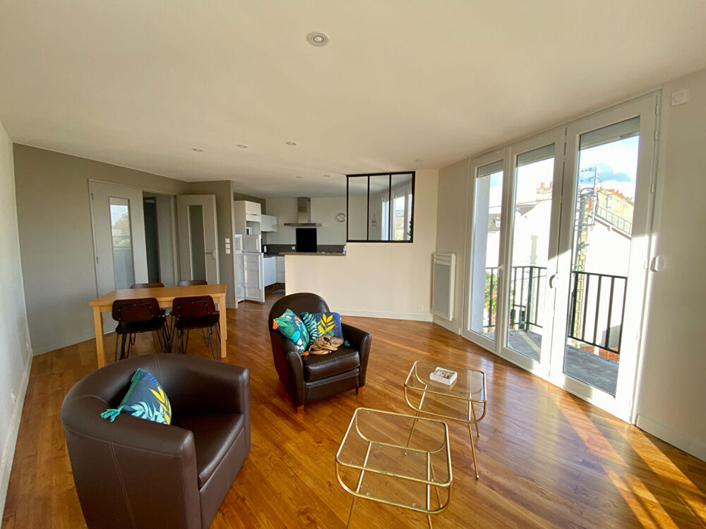 Location Appartement Appartement T3 meublé - 84m² - Butte Sainte Anne Nantes
