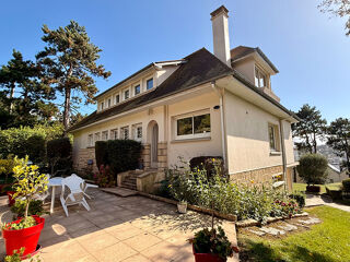  Maison � vendre 8 pi�ces 258 m�