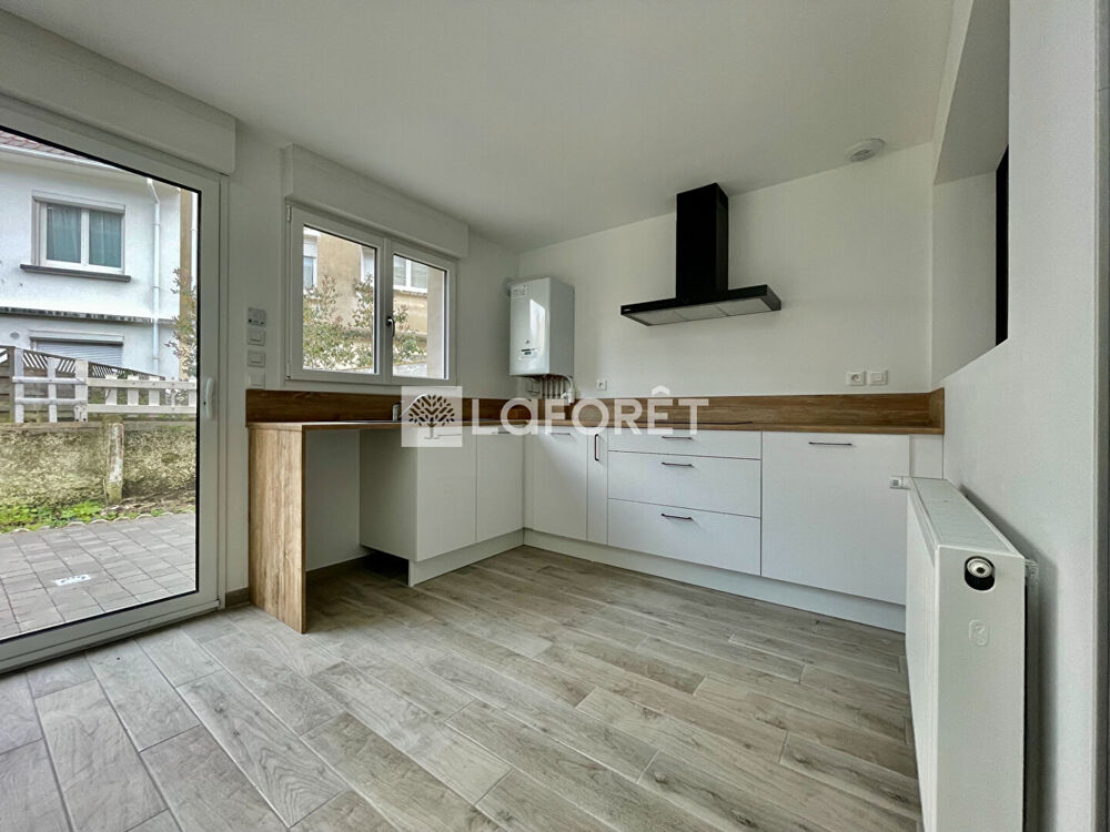 Location Maison Maison Calais 5 pièce(s) 93.70 m2 Calais