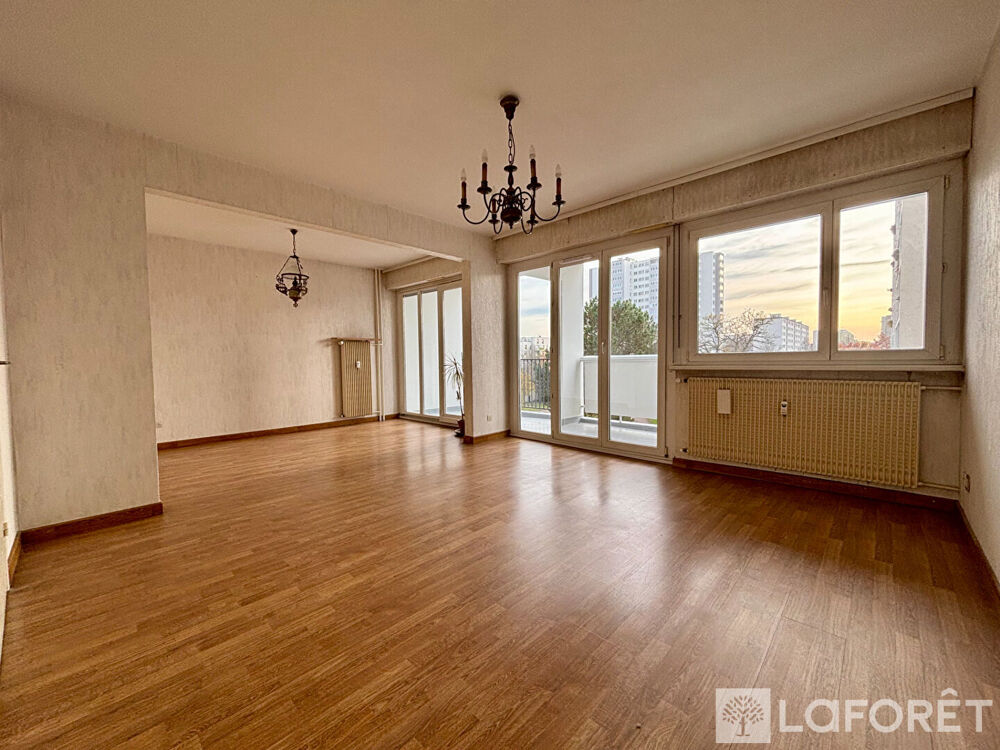 Appartement Hoenheim 3 pièces balcon, 80,09 m2