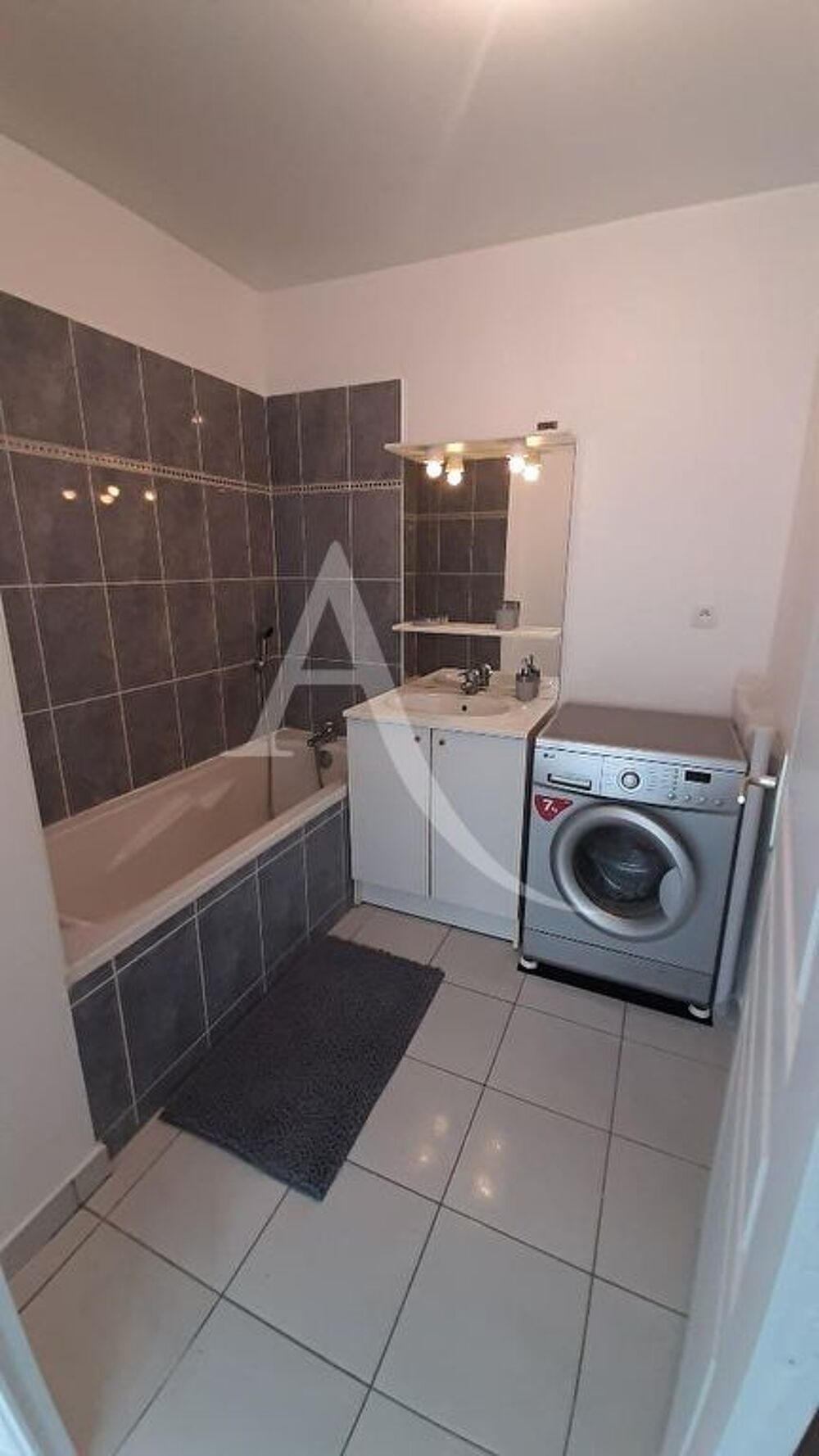 Location Appartement Appartement Rouen 2 pièce(s) 46 m2 MEUBLE Rouen