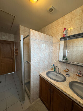  Maison � vendre 4 pi�ces 144 m�