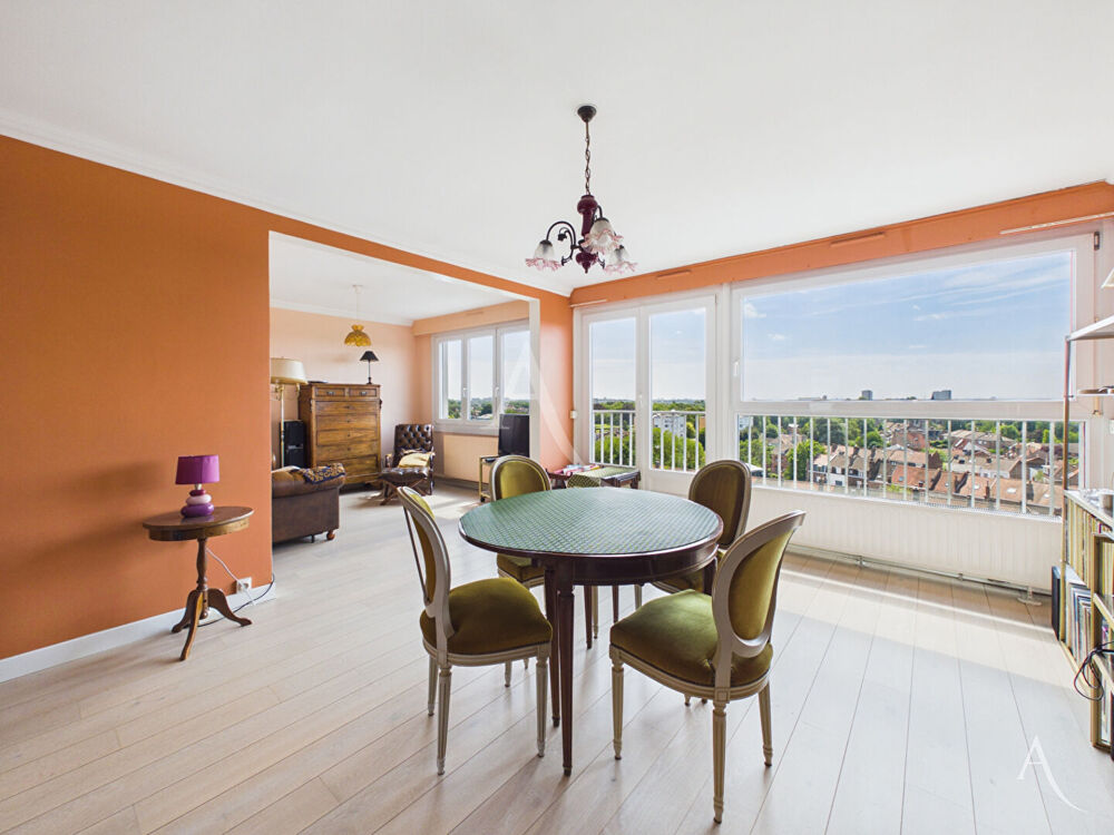 Vente Appartement EXCLUSIVITÉ  Appartement T4 de 105,26 m²  Lambersart, secteur Hippodrome Lambersart