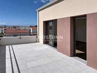  Appartement à louer 3 pièces 67 m²