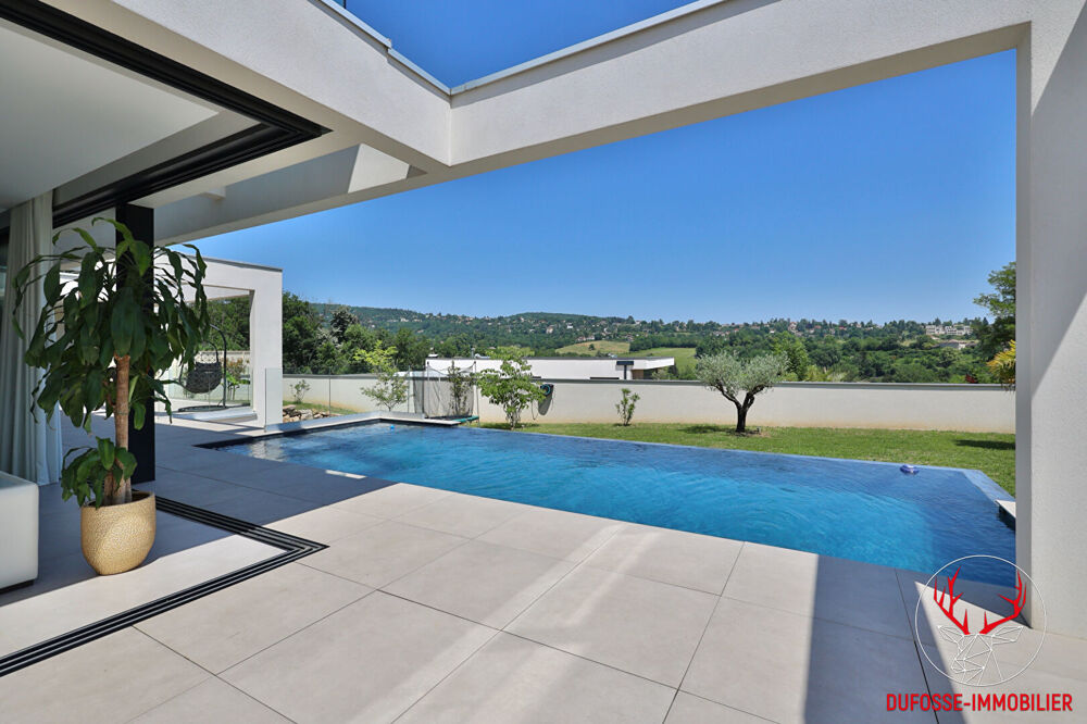 Maison contemporaine avec vue panoramique