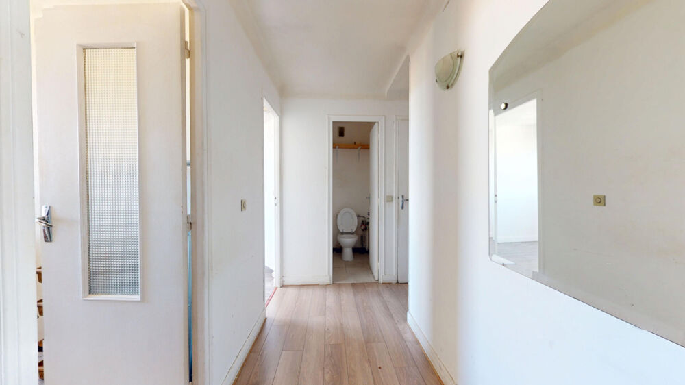 Les Pavillons Sous Bois, au pied du tramway, Appartement 2 pièces 45 m2