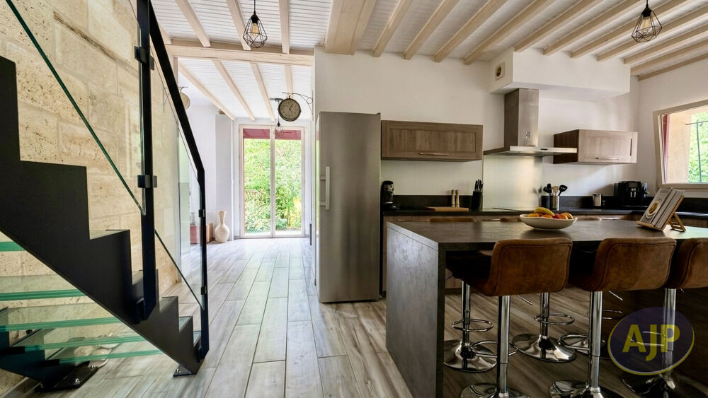 Maison pierre, 5 chambres et 1 bureau, Cussac le vieux !
