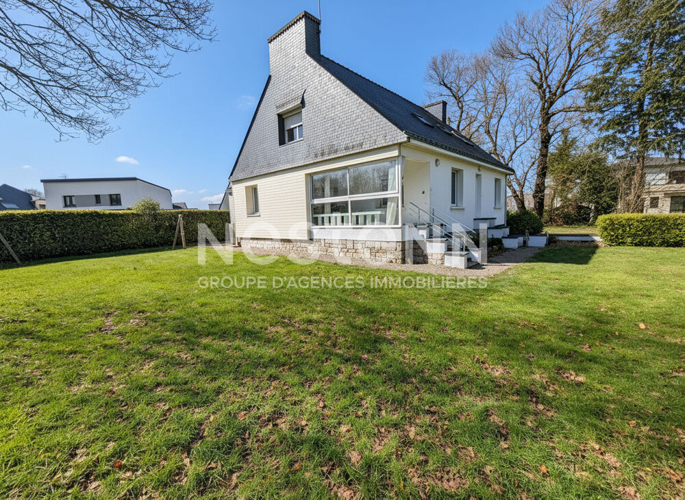 Maison familiale de 174 m² avec partie louée, située dans le bourg de Sulniac