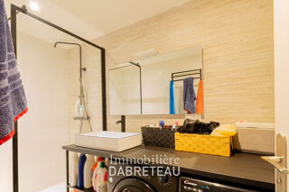  Appartement à louer 4 pièces 93 m²