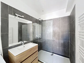  Appartement à louer 1 pièce 32 m²
