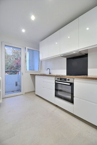  Appartement � vendre 3 pi�ces 65 m�