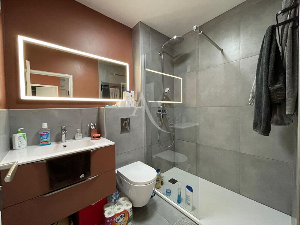 Vente Appartement Appartement Nantes 2 pièce(s) 47.39 m2 - cave et parking Nantes