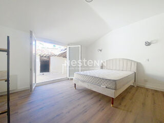  Immeuble � vendre 8 pi�ces 195 m�