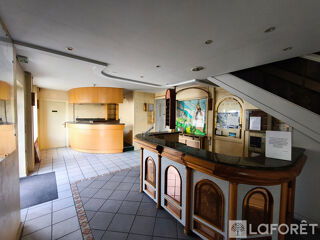  Immeuble  vendre 15 + pices 900 m Le puy en velay