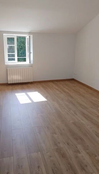  Appartement à louer 2 pièces 52 m²