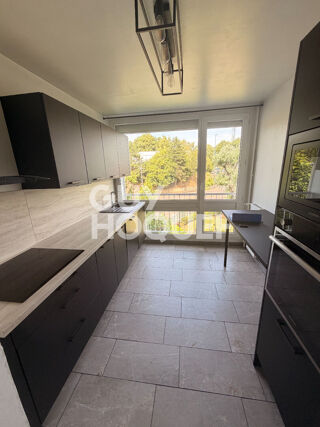  Appartement à louer 3 pièces 62 m²