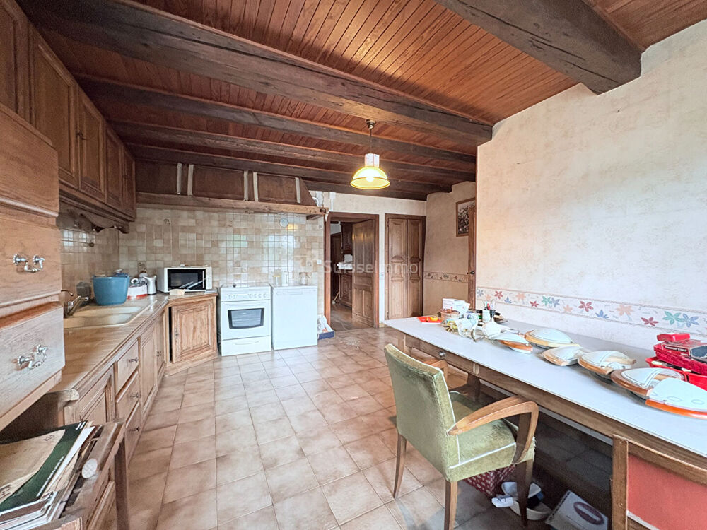 Vente Maison Maison Charmoille 12 pièce(s) 221 m2 Charmoille
