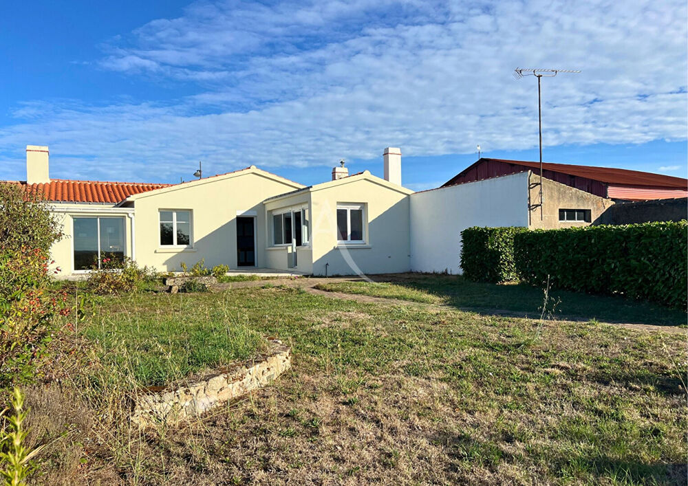 Maison de ville à Bouin - Vue imprenable sur les marais.