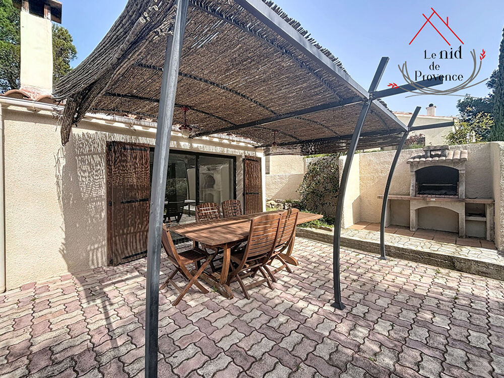 Maison avec dépendance, piscine à débordement et jacuzzi
