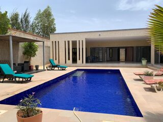  Maison � vendre 4 pi�ces 200 m� Nguerigne