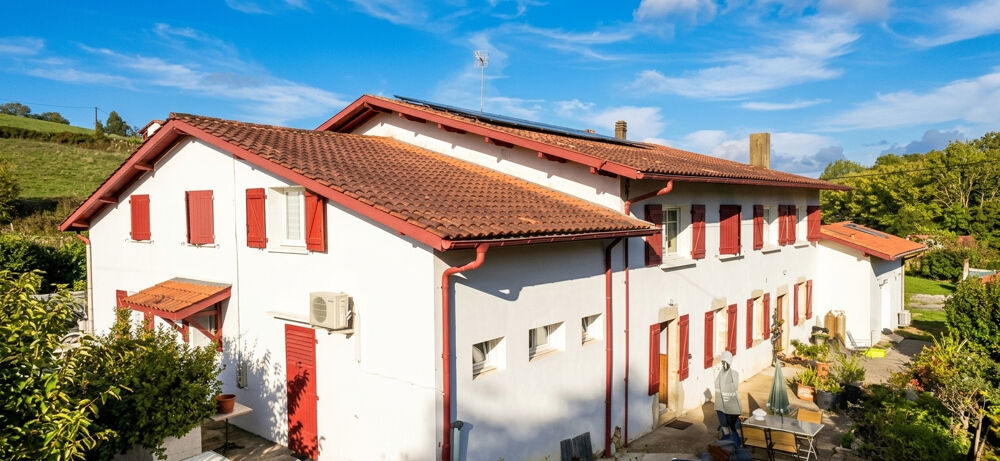 Demeure d'exception - 4 logements pour réunir votre famille au Pays Basque