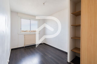  Appartement à vendre 4 pièces 77 m²