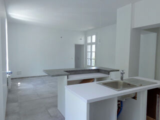  Appartement à louer 3 pièces 68 m²