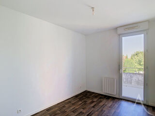  Appartement à louer 3 pièces 63 m²