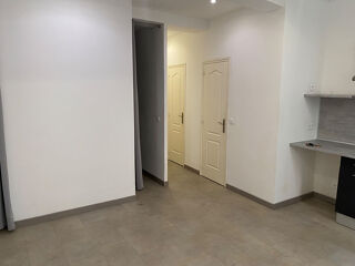  Appartement à louer 1 pièce 26 m²