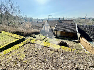  Immeuble à vendre 6 pièces 200 m²